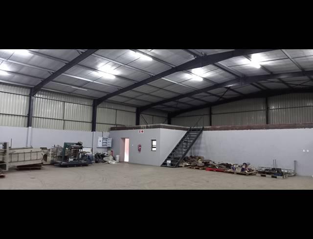 400M² FACTORY FOR SALE IN BRAKPAN CENTRAL